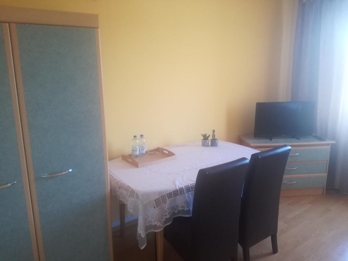 Restauracja - Hotel Nova Skepe Εξωτερικό φωτογραφία